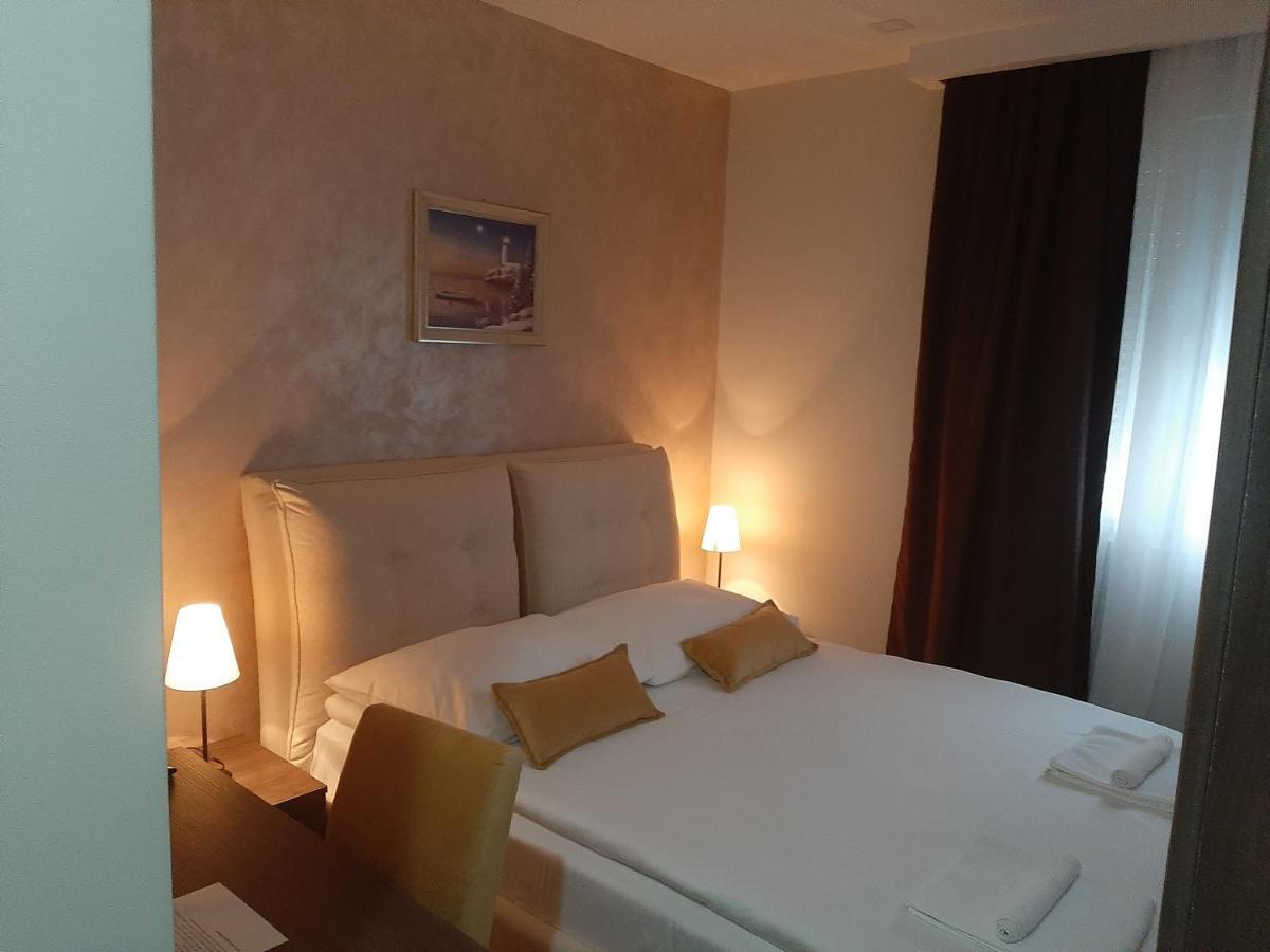 Hotel Usce Šabac Eksteriør billede