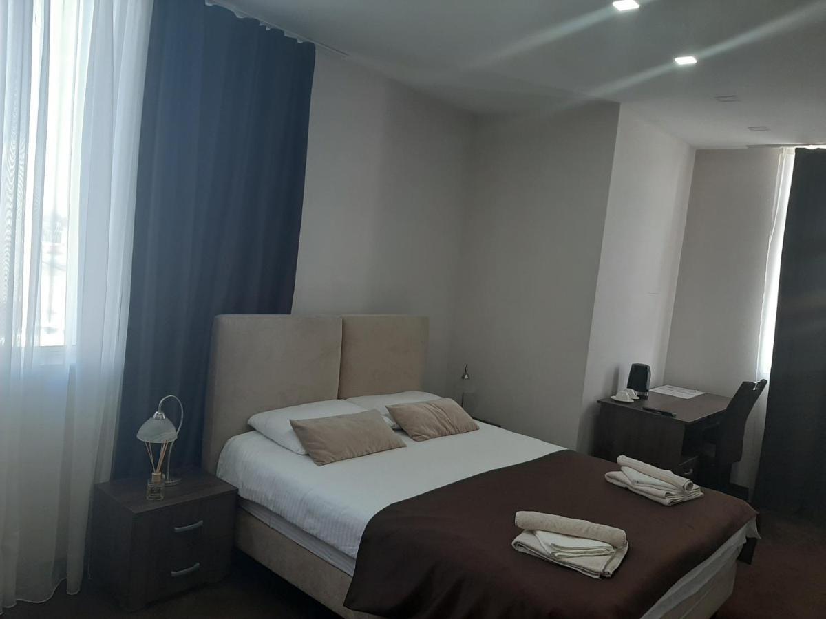 Hotel Usce Šabac Eksteriør billede