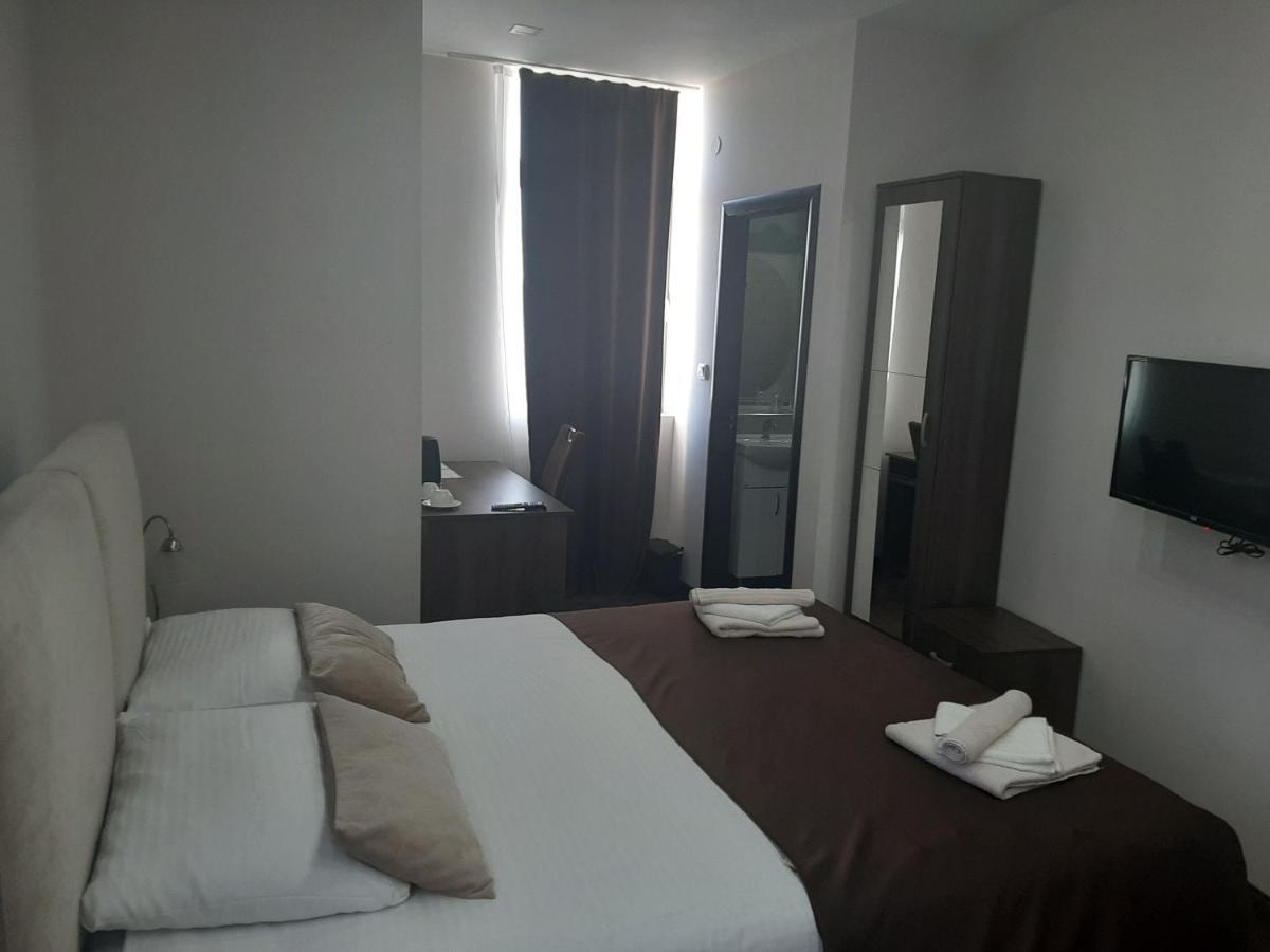 Hotel Usce Šabac Eksteriør billede